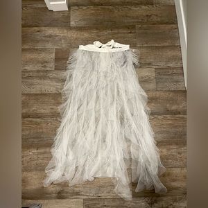 White mesh skirt size Medium